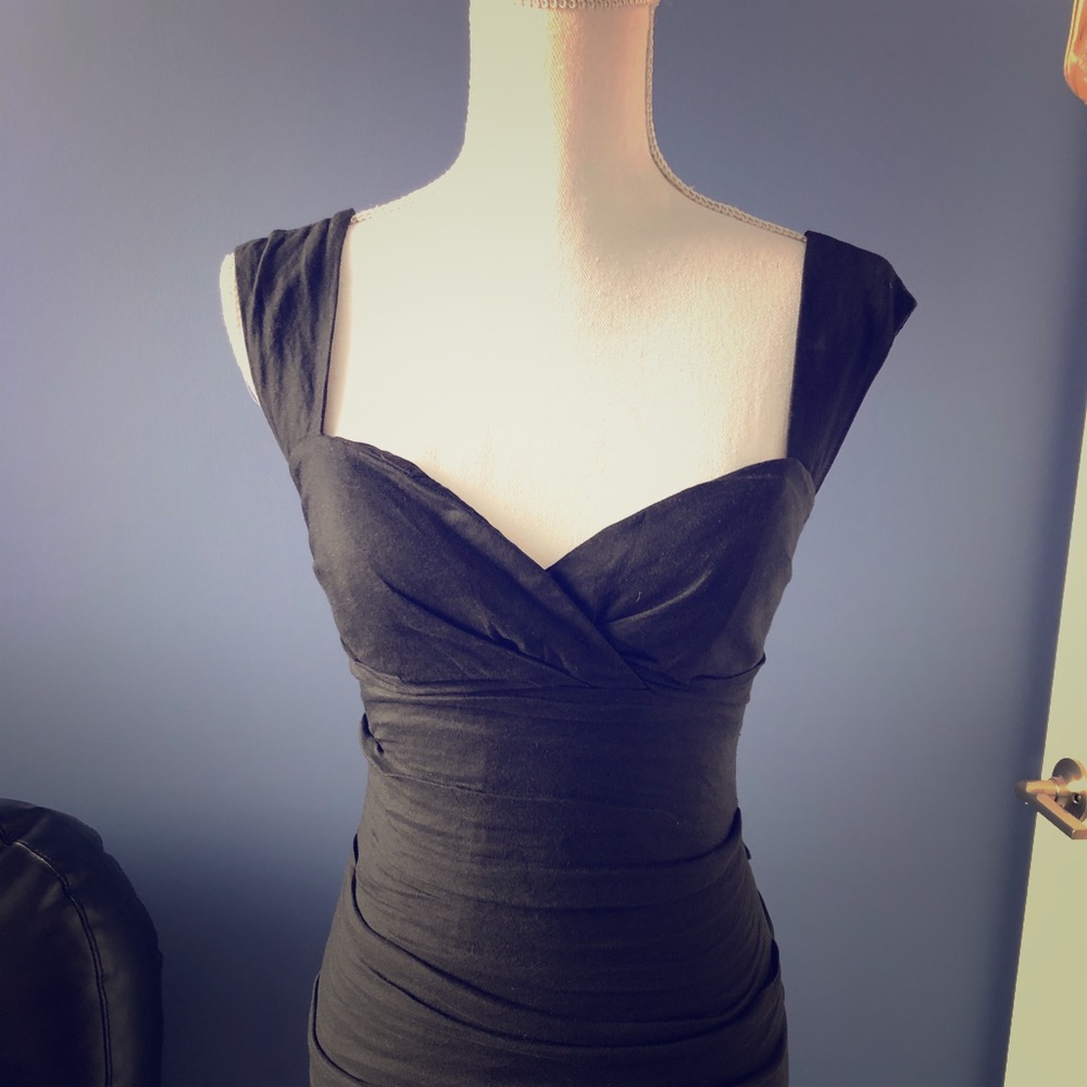 Nicole Miller Ruched Black Dress Size 4
